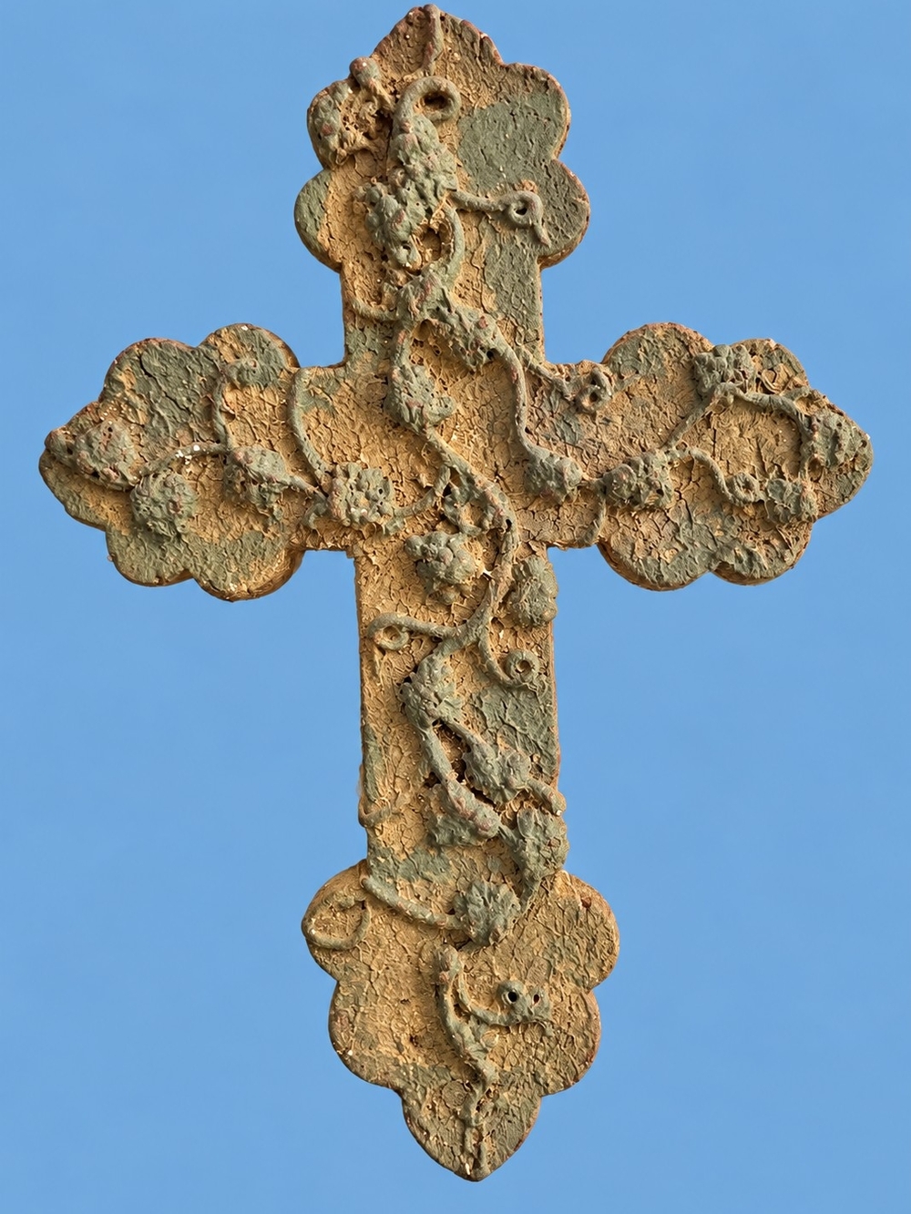 Vintage Style Primitive Folk Art Wall Cross – Birds & Floral Rustic 7.5"